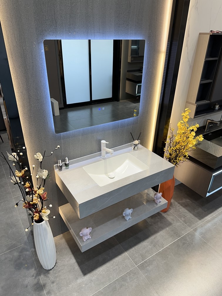 20231027102749 20231027102749